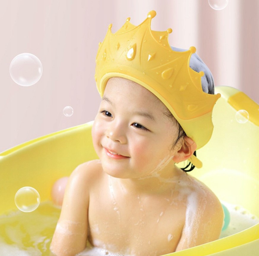 Palarie de baie, Zola®, impotriva samponului, plastic, diametru reglabil 13-15 cm, galbena Palarie de baie, Zola®, impotriva samponului, plastic, diametru reglabil 13-15 cm, galbena